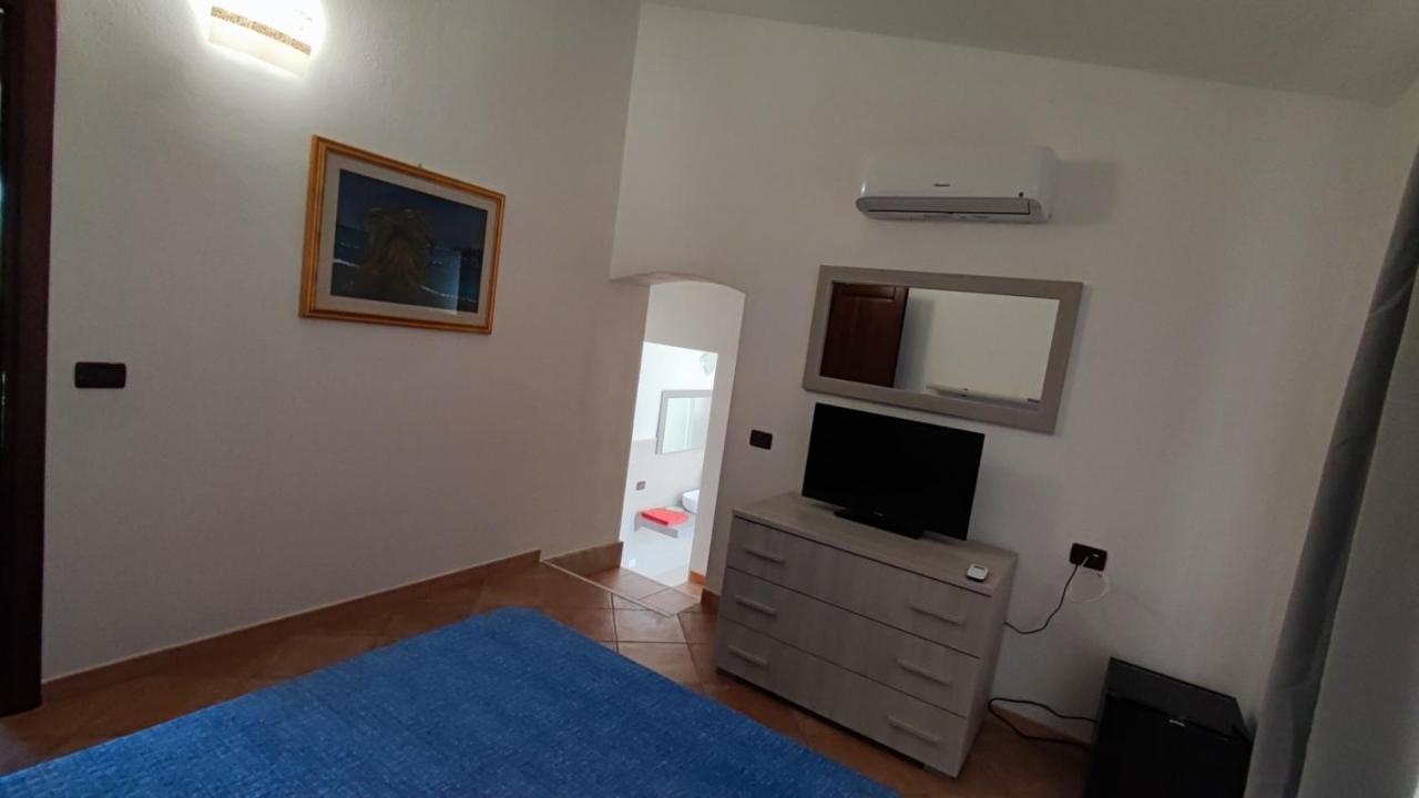 Casa L'Ulivariu Affittacamere San Teodoro  Εξωτερικό φωτογραφία