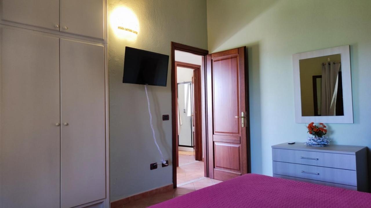 Casa L'Ulivariu Affittacamere San Teodoro  Εξωτερικό φωτογραφία