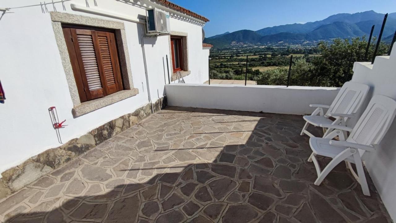 Casa L'Ulivariu Affittacamere San Teodoro  Εξωτερικό φωτογραφία